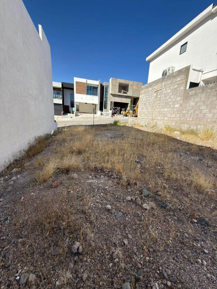 TERRENO EN TORRALBA RESIDENCIAL ZONA CANTERA