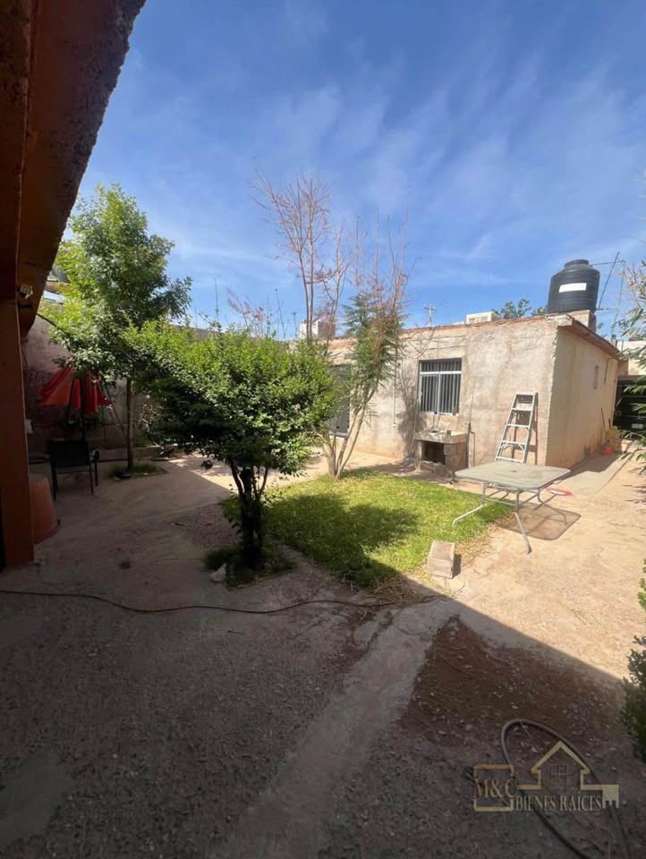 CASA EN VALLE DORADO AL SUR
