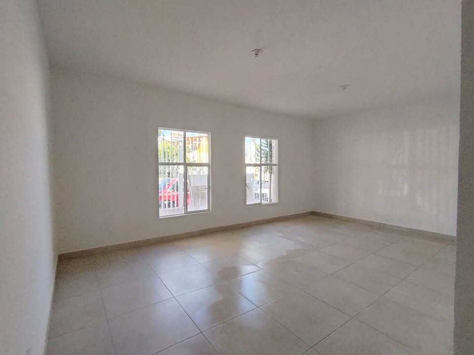 CASA DE UN PISO AL NORTE COLONIA INSURGENTES