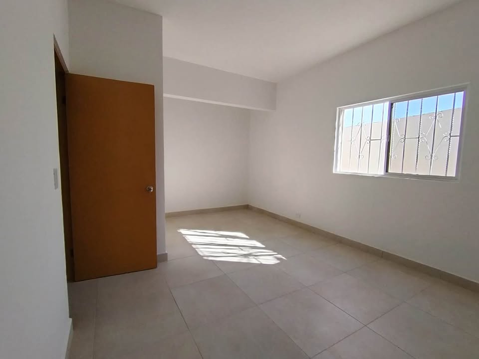 CASA DE UN PISO AL NORTE COLONIA INSURGENTES