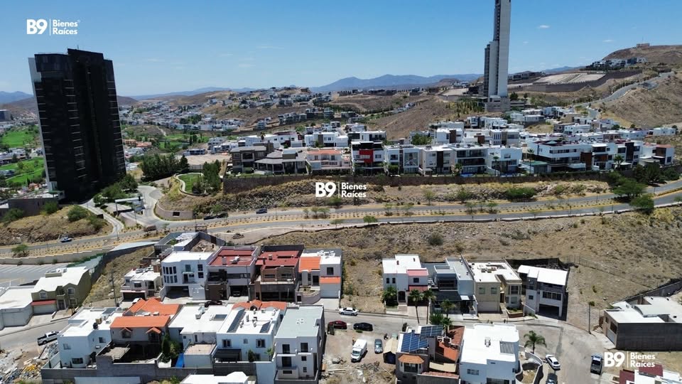 🔥 TERRENO EN BARRANCAS | CERCA DEL PERIFÉRICO DE LA JUVENTUD
