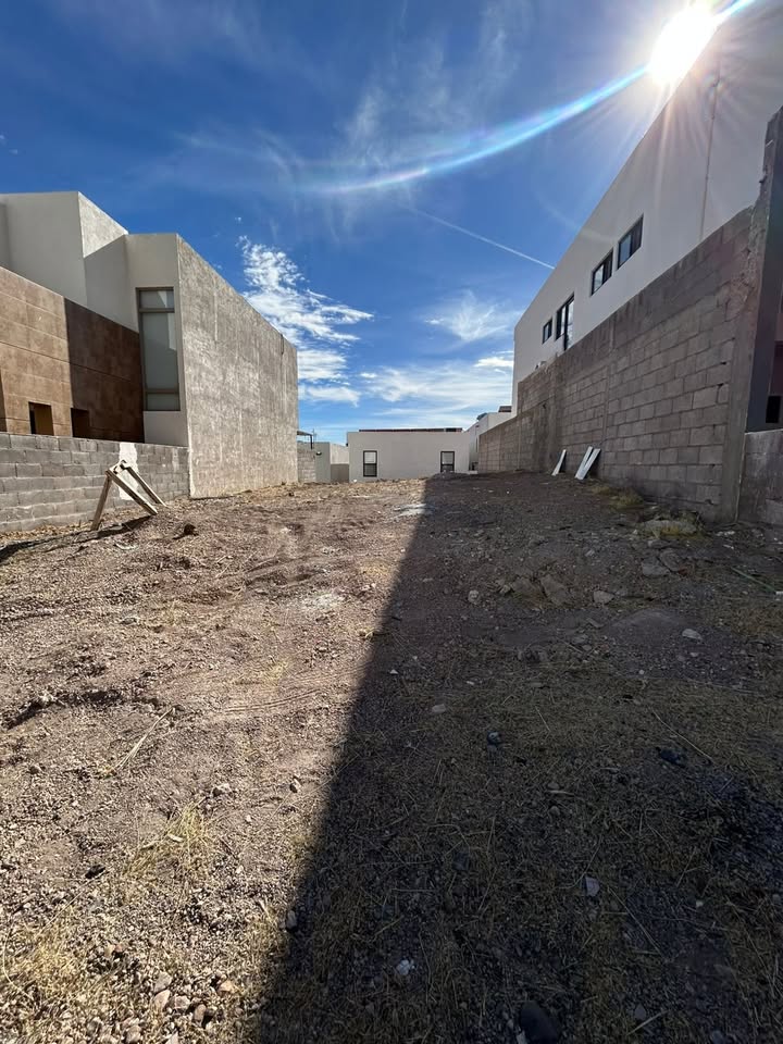 TERRENO EN RESIDENCIAL EN ALBATERRA III