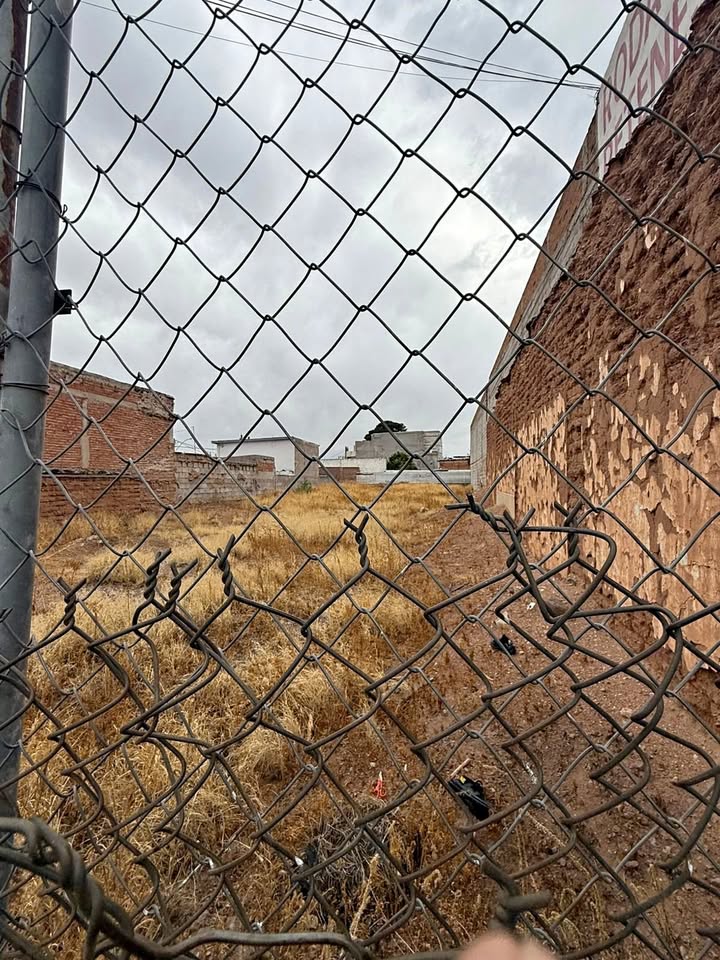 TERRENO EN COLONIA SANTO NIÑO CERCA DE CANAL