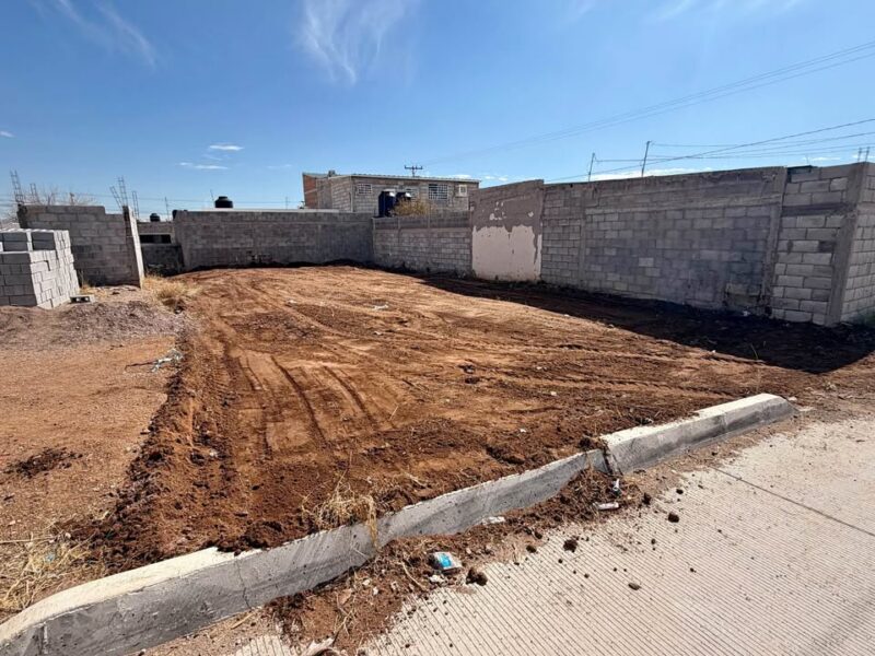 TERRENO A 8 CALLES DE CORREDOR NUEVA ESPAÑA