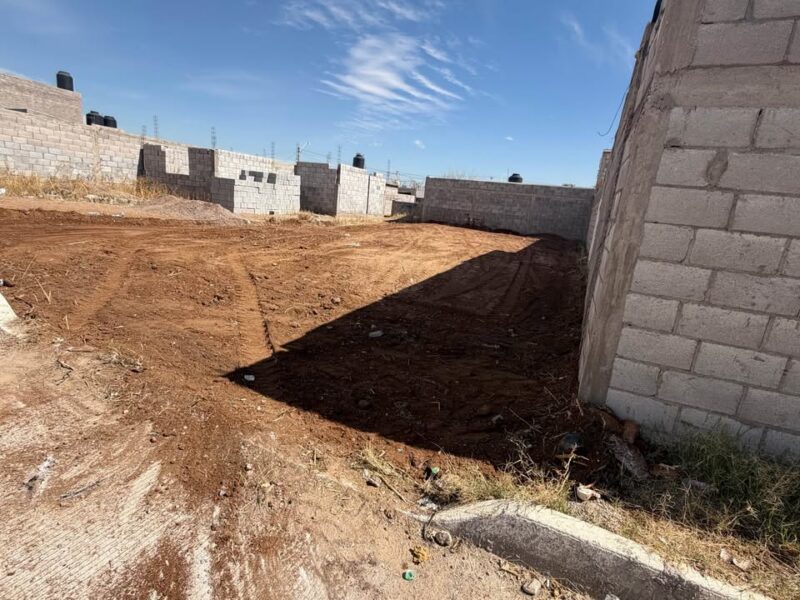 TERRENO A 8 CALLES DE CORREDOR NUEVA ESPAÑA