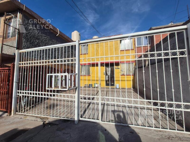 CASA EN VENTA EN COLONIA MARMOL