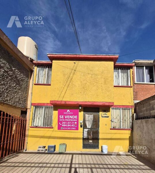 CASA EN VENTA EN COLONIA MARMOL