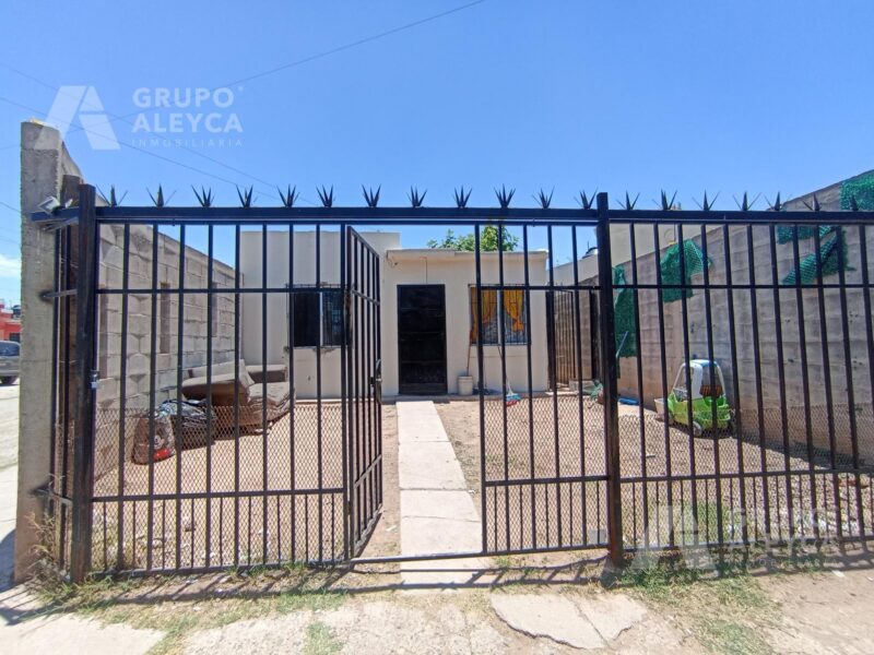 CASA EN ESQUINA EN PRADERAS DEL SUR
