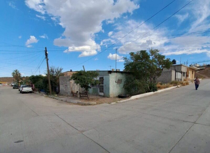 TERRENO AL SUR EN COL. 17 DE JUNIO