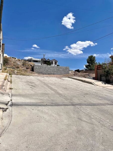 TERRENO EN COLONIA LA JOYA S/C S/N
