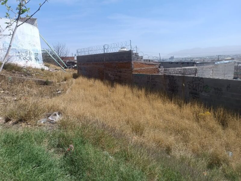 TERRENO RARO DIFICL ACCESO EN COLONIA 2 DE OCTUBRE