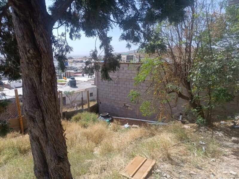 TERRENO RARO DIFICL ACCESO EN COLONIA 2 DE OCTUBRE