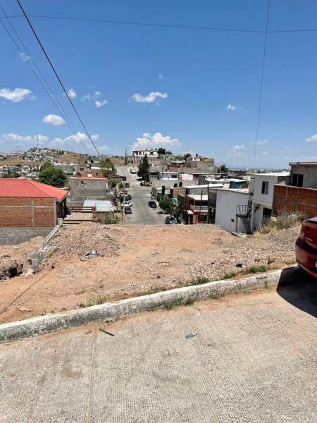 DOS TERRENOS EN COLONIA LA JOYA